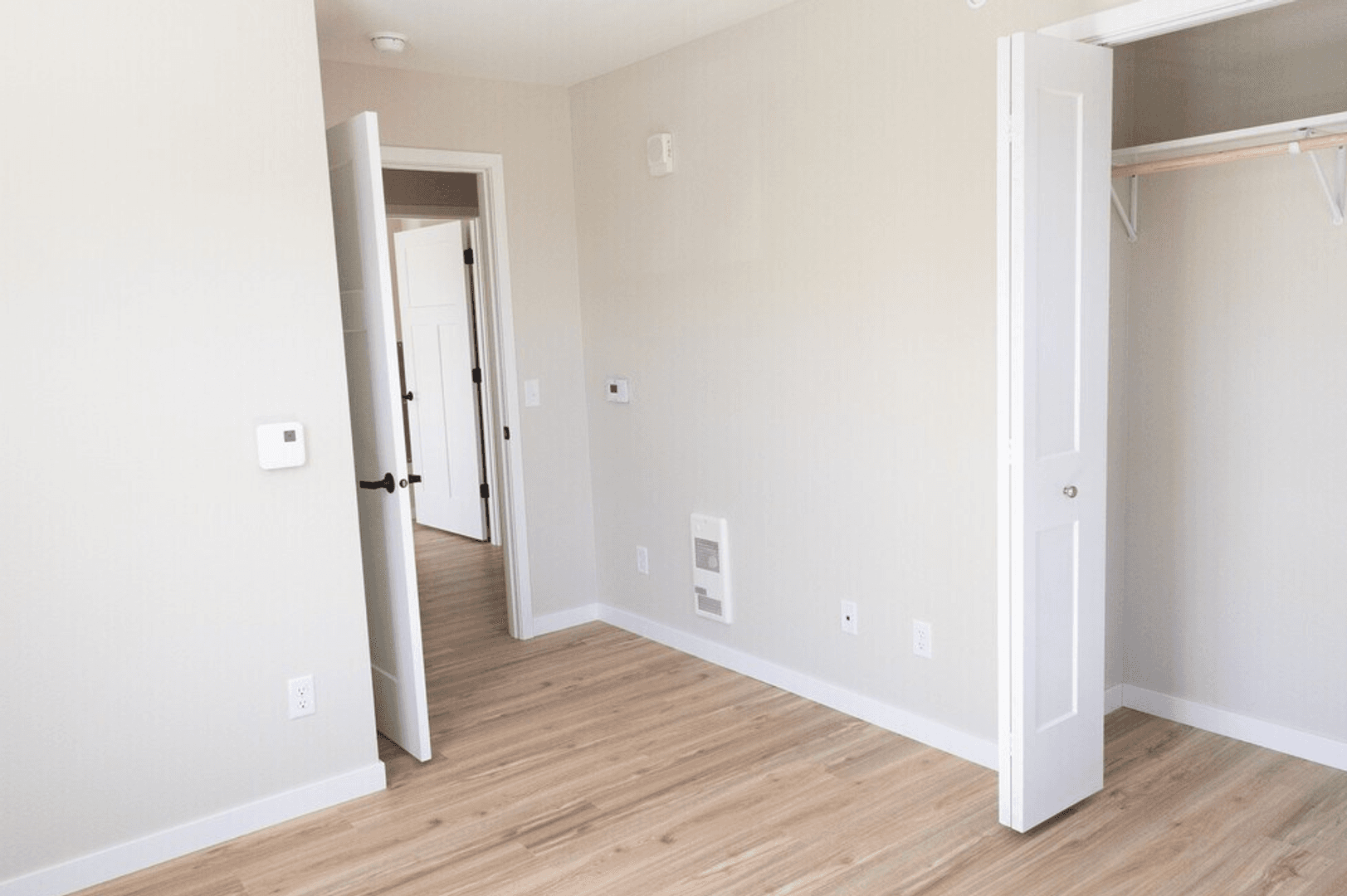 Morris Apartment: 506 Columbia Avenue