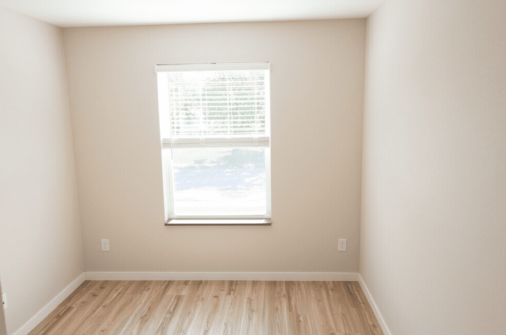 Morris Apartment: 506 Columbia Avenue