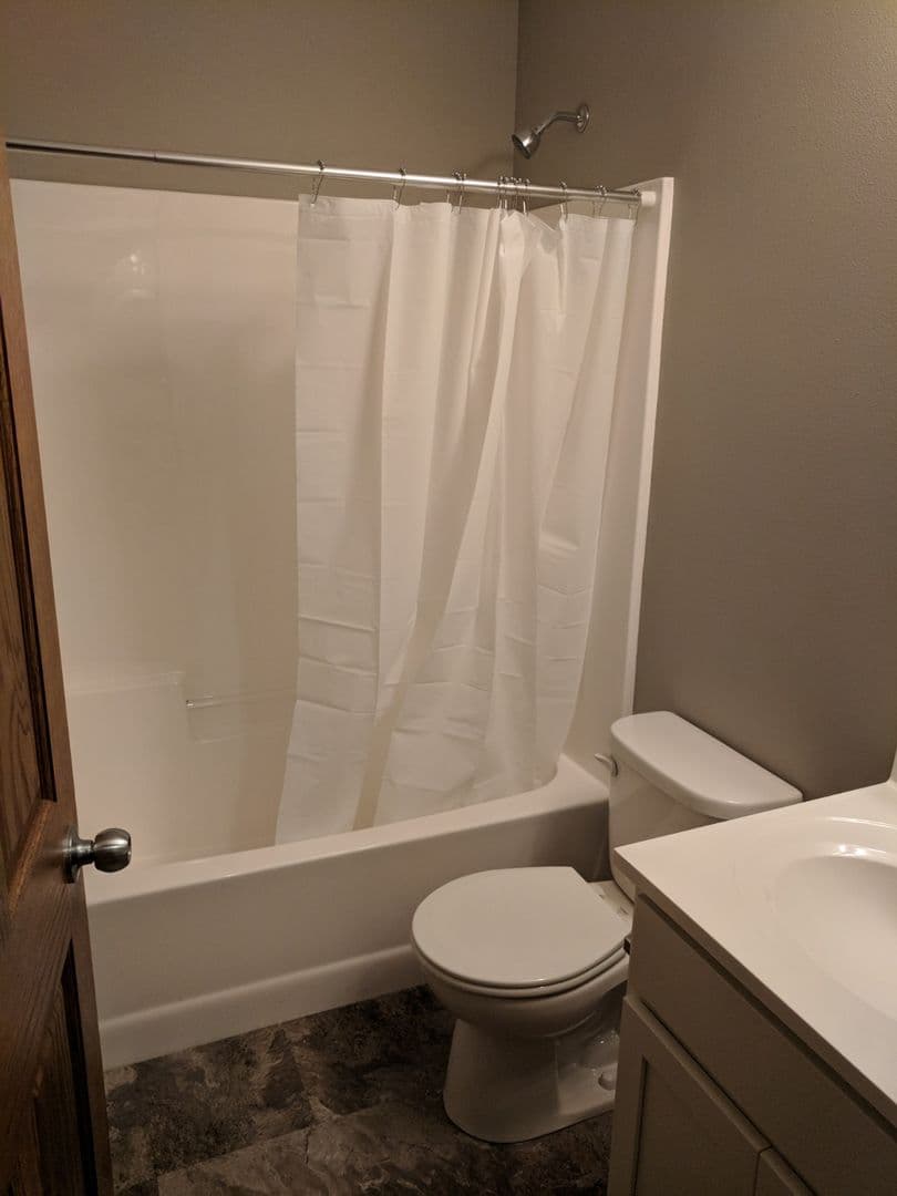 Alexandria Apartment: 1964 10th Avenue E.