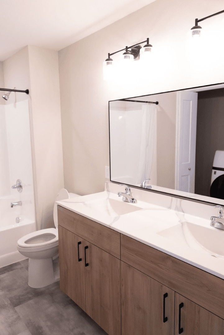 Duluth Apartment: 3425 Eischen Court