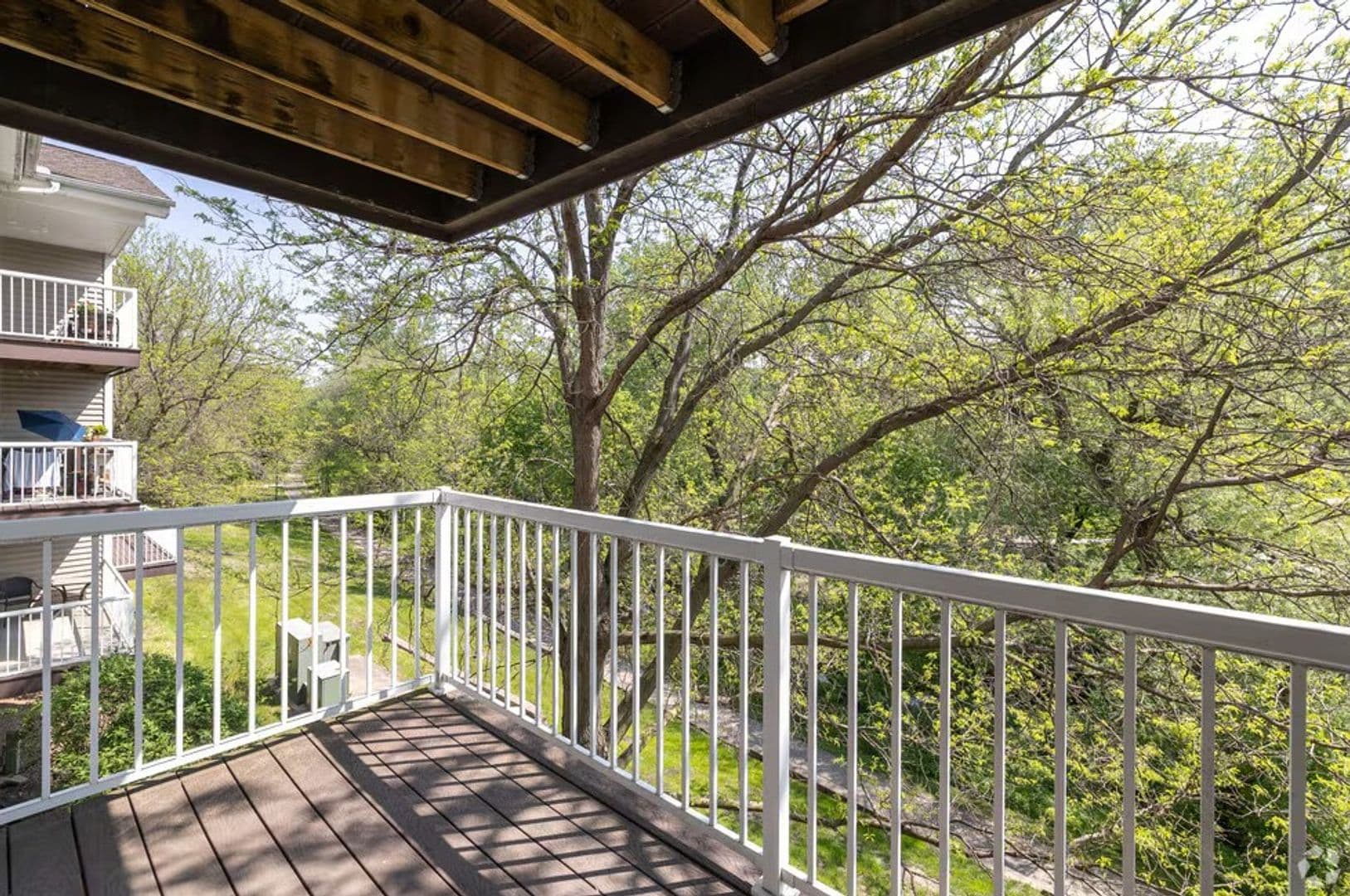 Faribault Apartment: 715 Central Ave