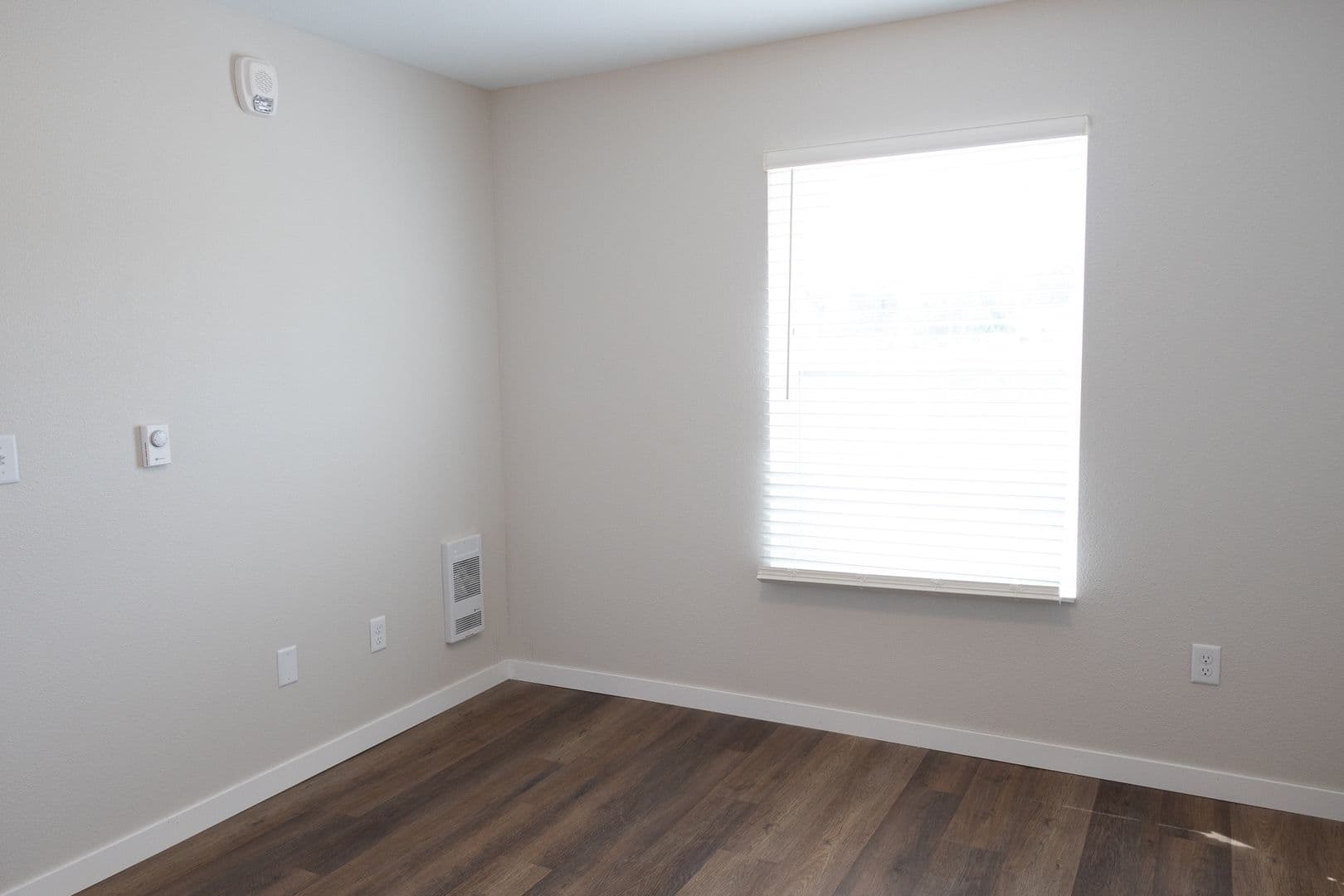 Willmar Apartment: 1020 Lakeland Drive Northeast