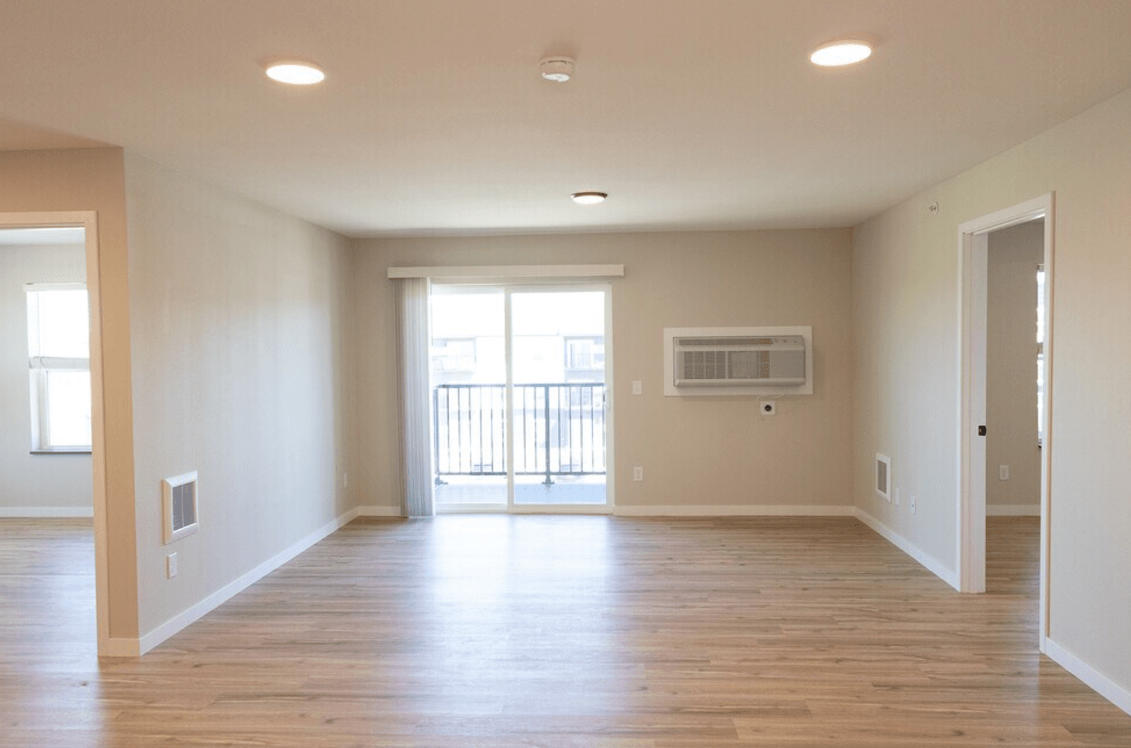 Morris Apartment: 506 Columbia Avenue