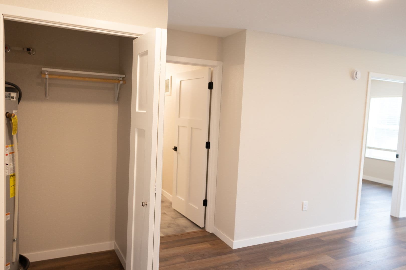 Willmar Apartment: 1020 Lakeland Drive Northeast