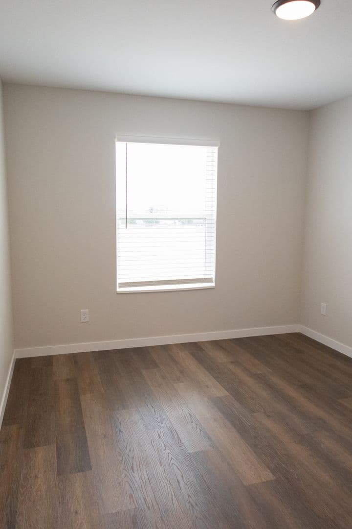 Faribault Apartment: 1740 Willow Street