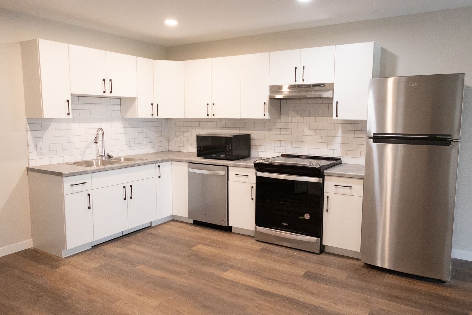 Faribault Apartment: 1740 Willow Street