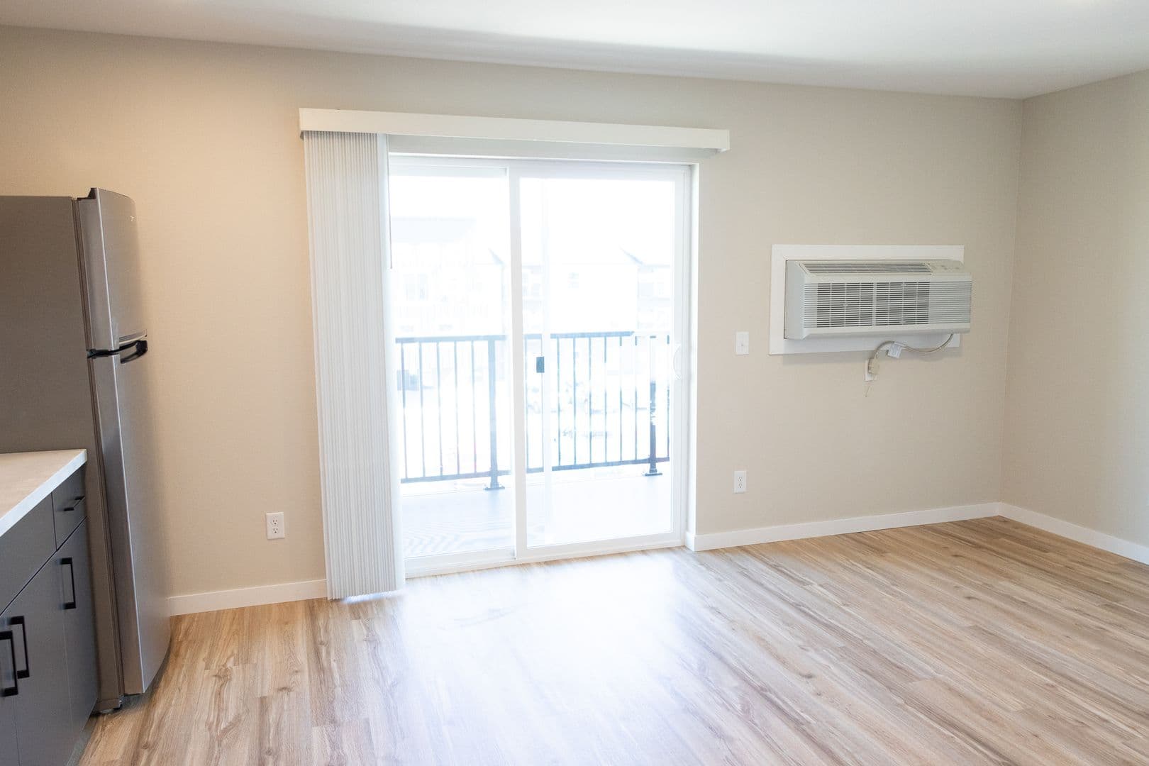 Faribault Apartment: 1750 Willow St