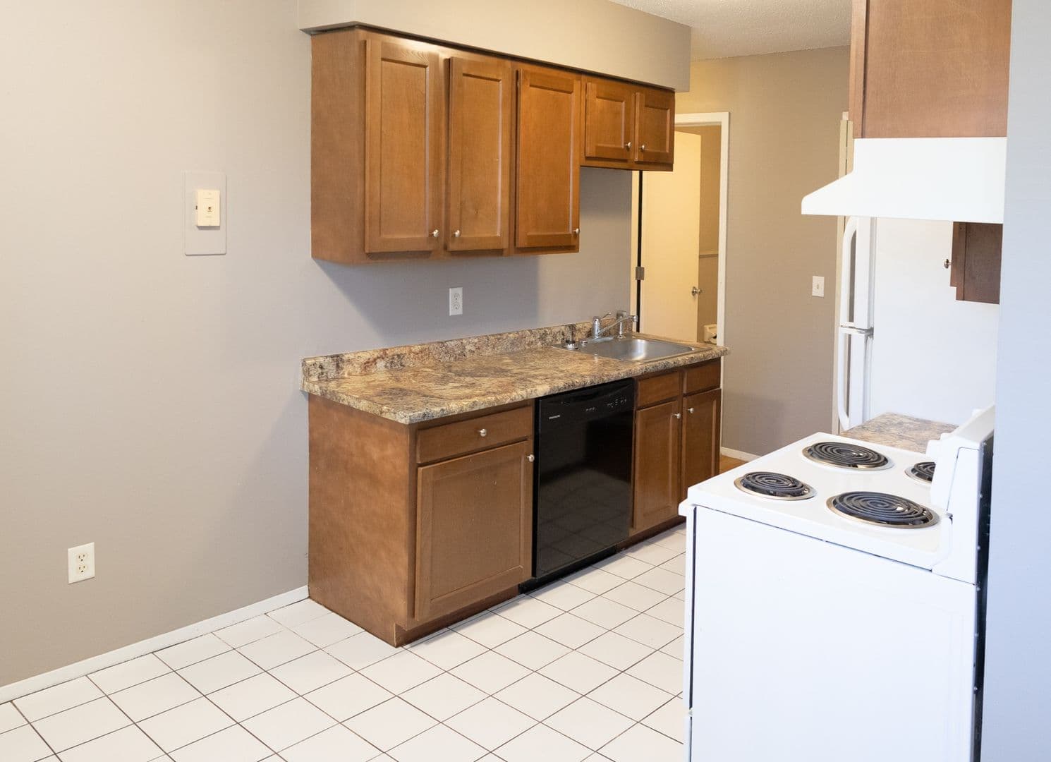 Farmington Apartment: 1337 Centennial Dr