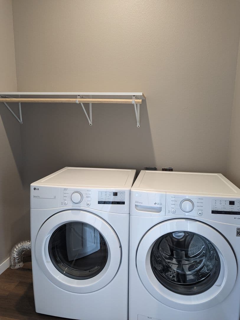 Alexandria Apartment: 1873 10th Avenue E.