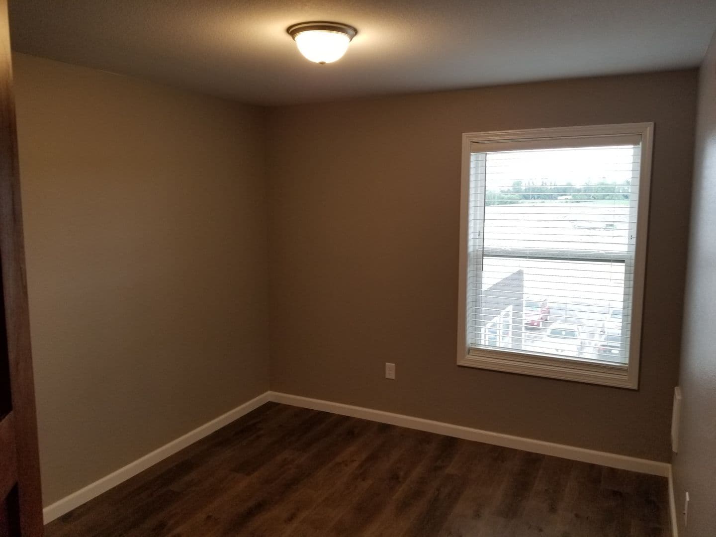 Willmar Apartment: 1001 30th St. NW