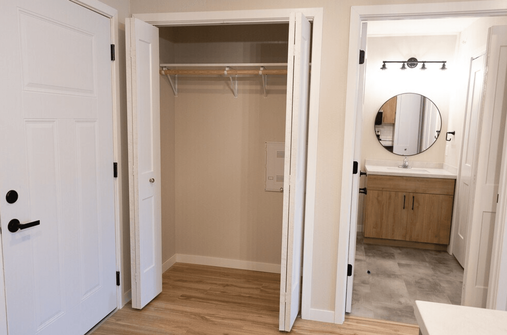 Morris Apartment: 506 Columbia Avenue