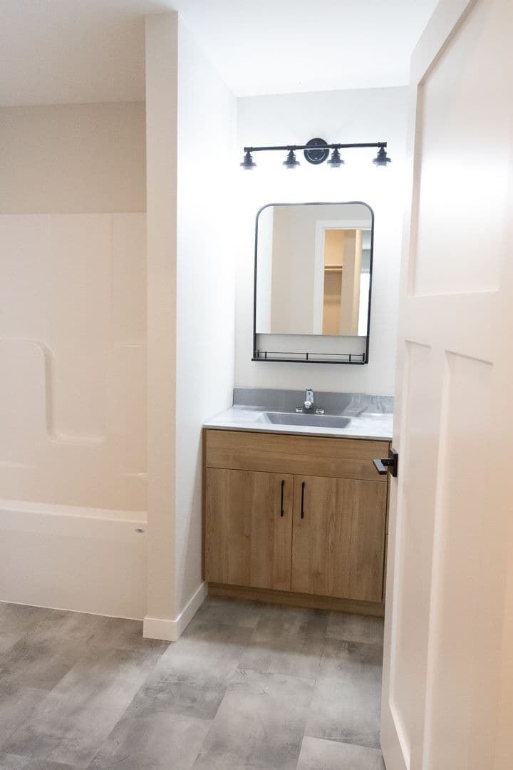 Faribault Apartment: 1740 Willow Street