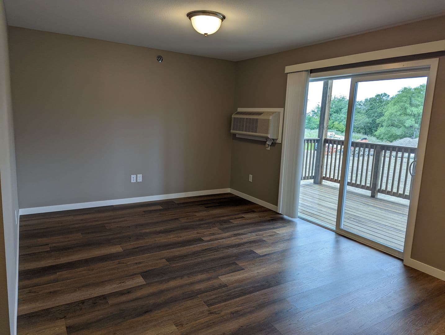 Alexandria Apartment: 1873 10th Avenue E.