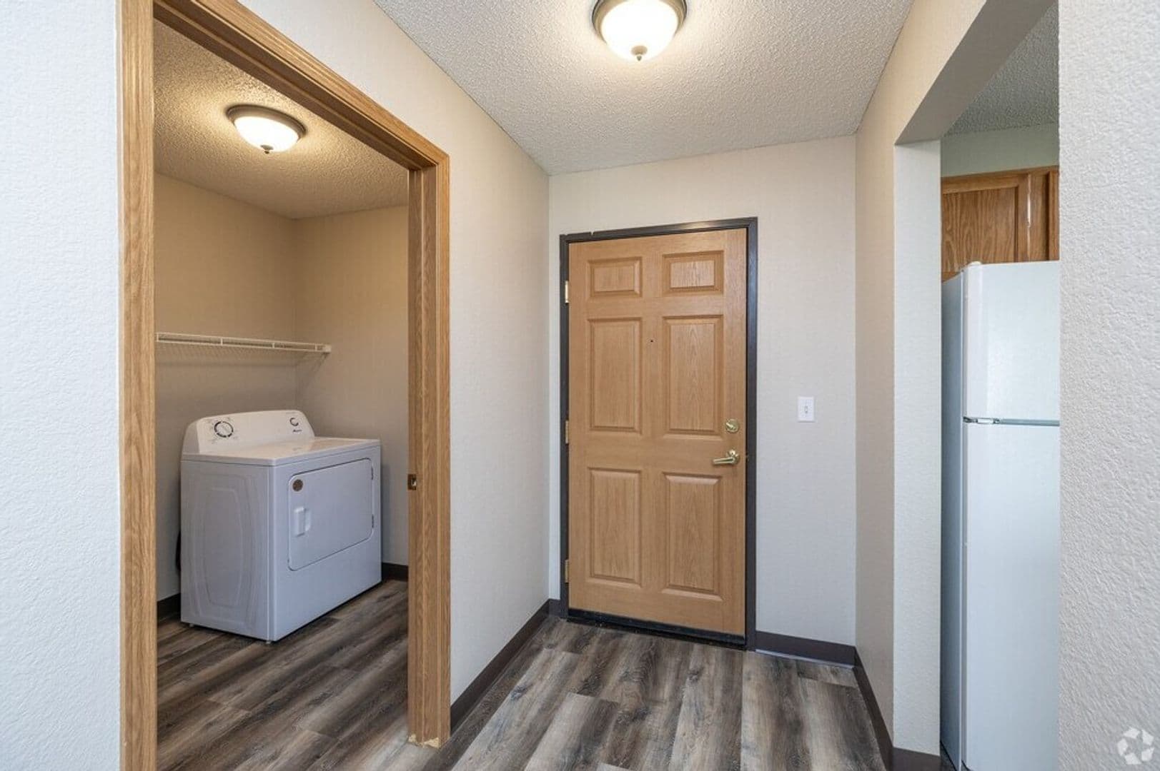 Faribault Apartment: 200 Heritage Pl