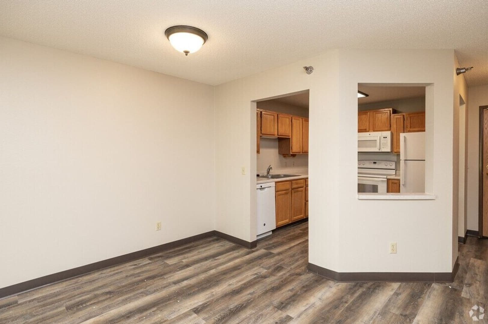 Faribault Apartment: 715 Central Ave