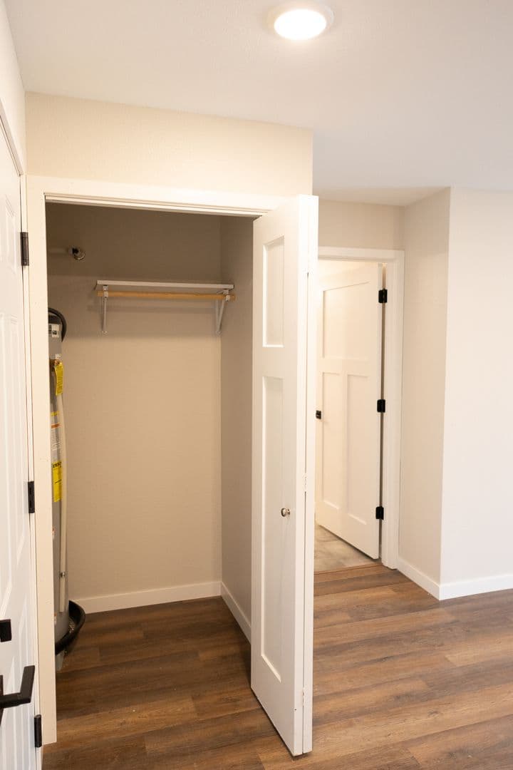 Willmar Apartment: 1020 Lakeland Drive Northeast