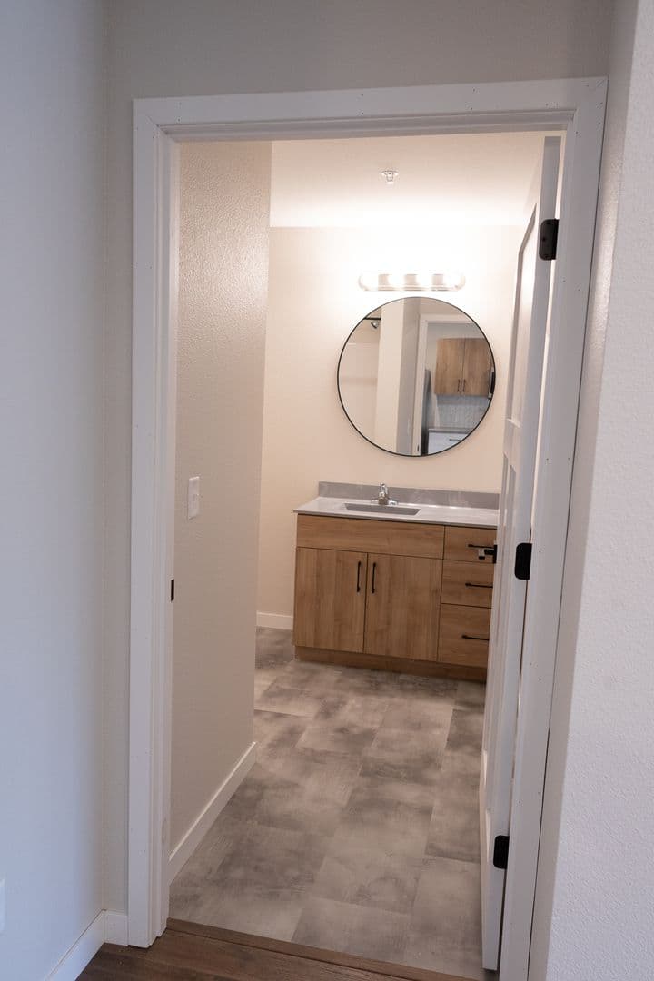 Willmar Apartment: 1020 Lakeland Drive Northeast