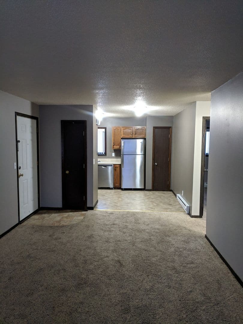 Fergus Falls Apartment: 407 West Fir Avenue