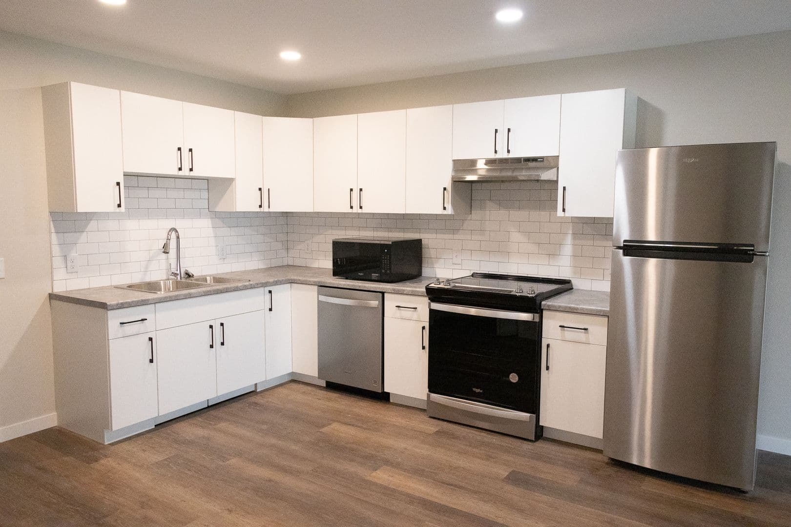Faribault Apartment: 1760 Willow Street