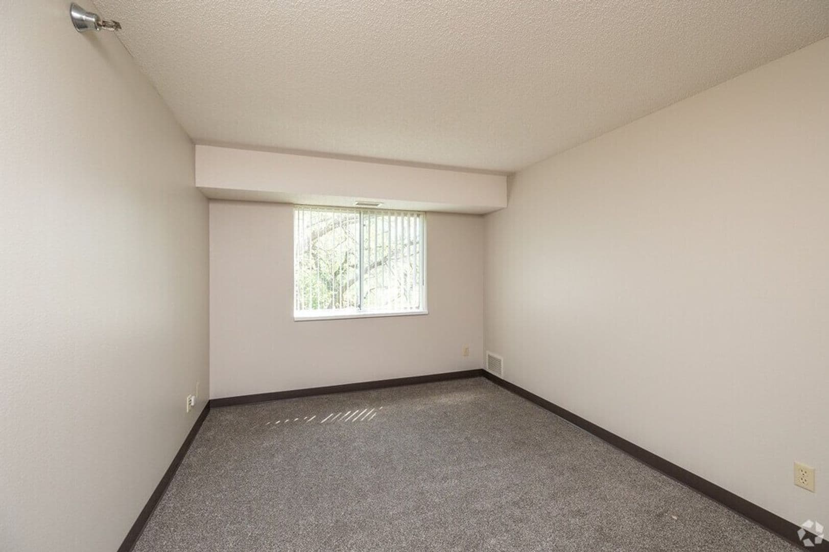 Faribault Apartment: 715 Central Ave