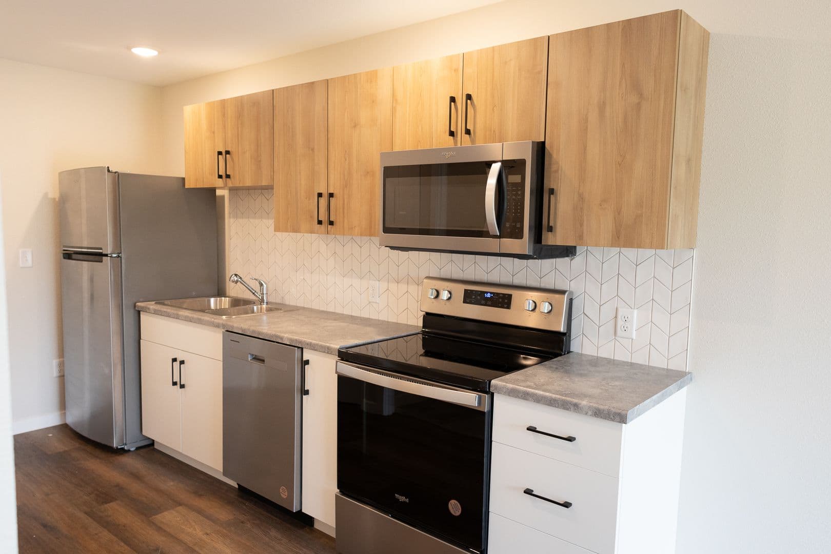 Willmar Apartment: 1020 Lakeland Drive Northeast