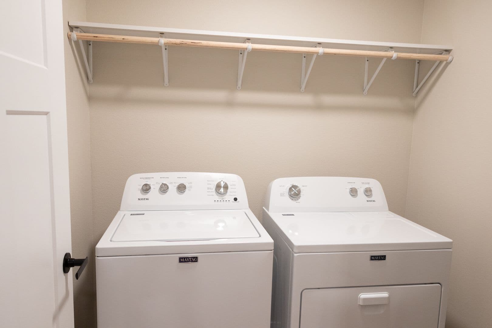 Faribault Apartment: 1750 Willow St