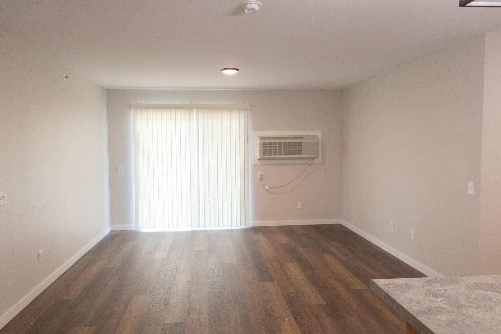 Faribault Apartment: 1740 Willow Street