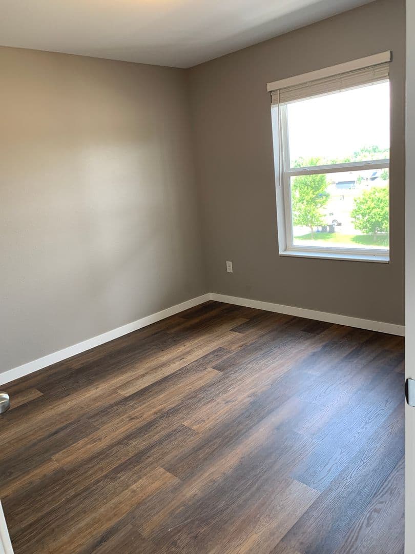 Albert Lea Apartment: 750 E. Front Street