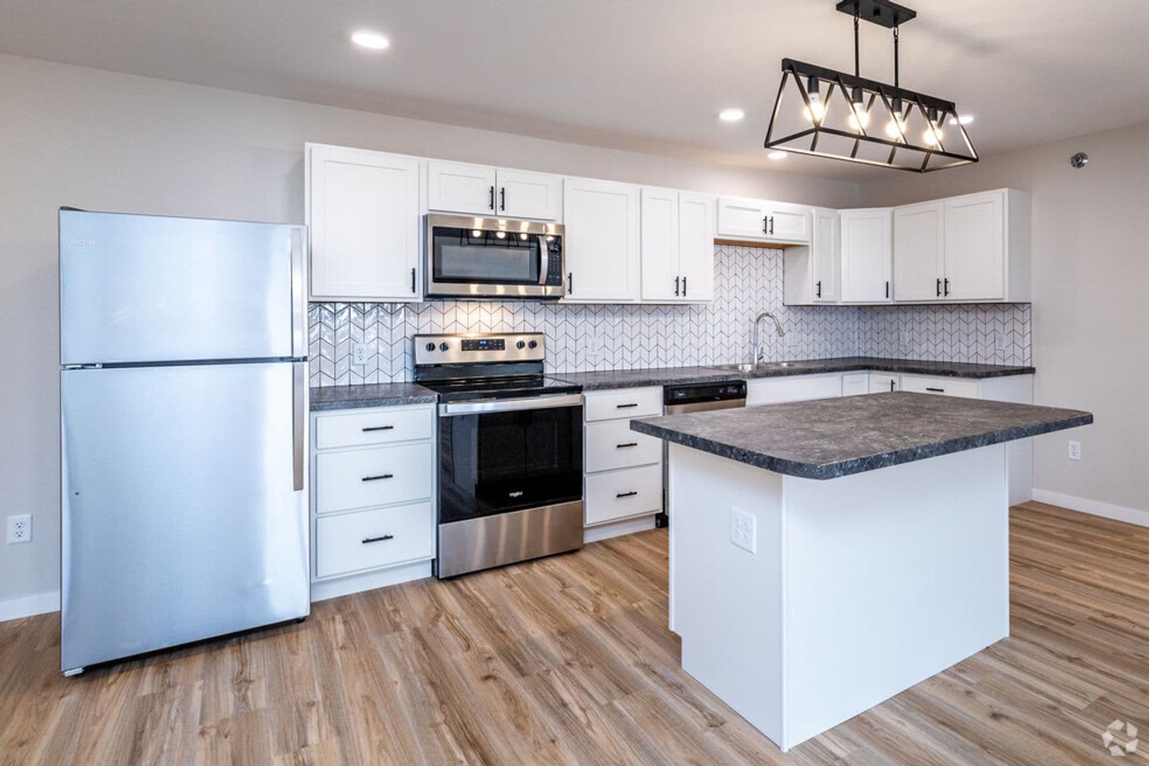 Owatonna Apartment: 2575 Cedar Avenue North
