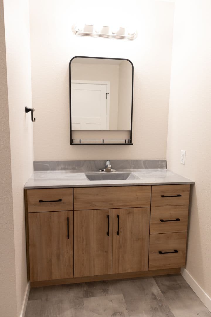 Willmar Apartment: 1020 Lakeland Drive Northeast