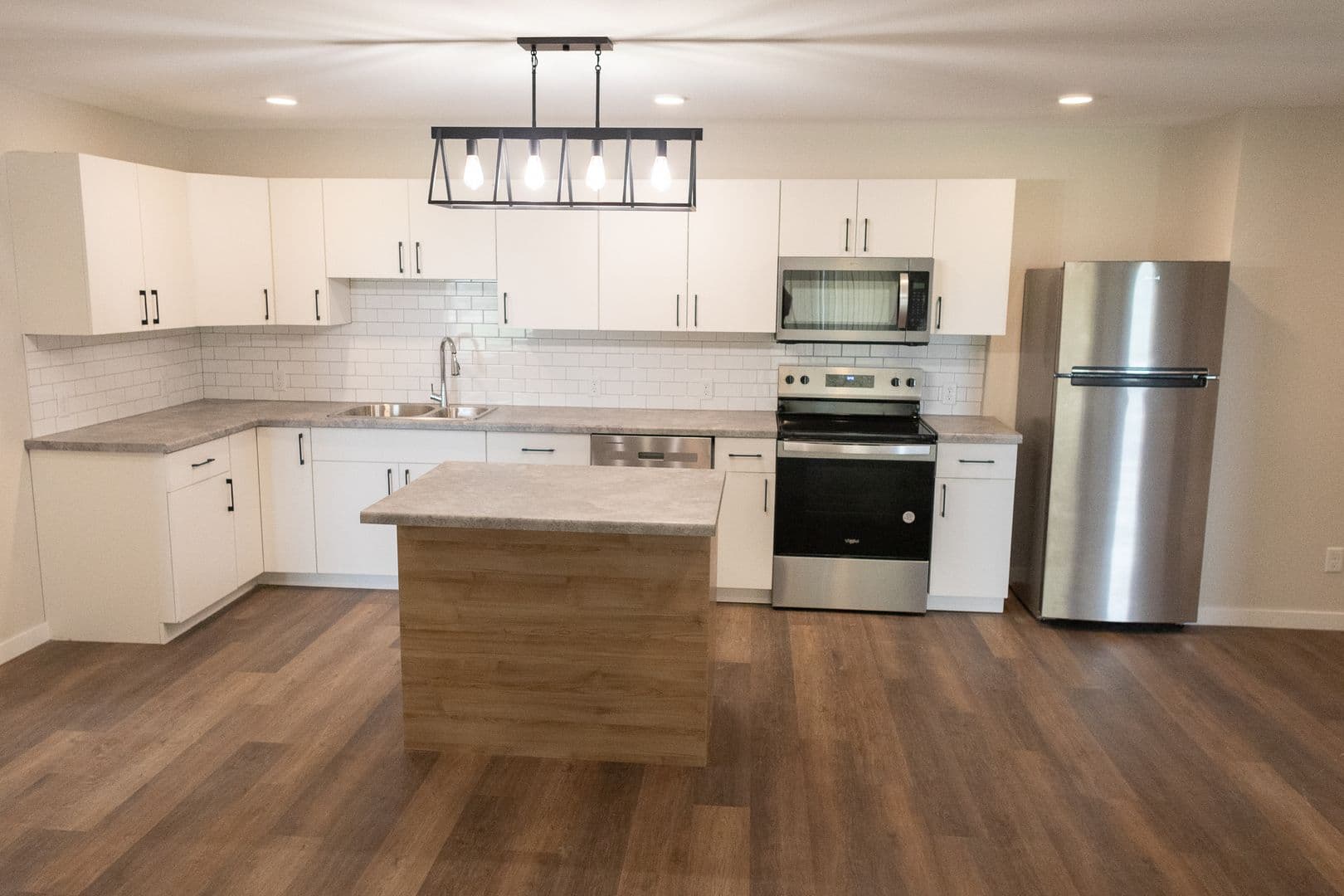 Faribault Apartment: 1740 Willow Street