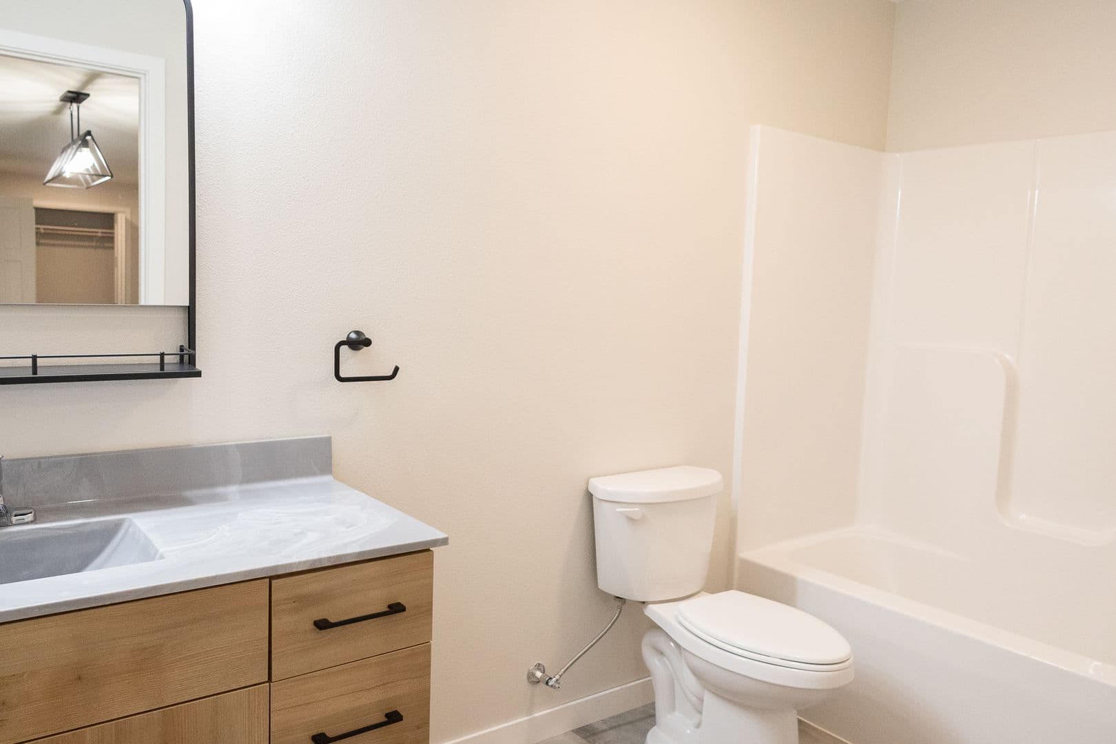 Faribault Apartment: 1740 Willow Street
