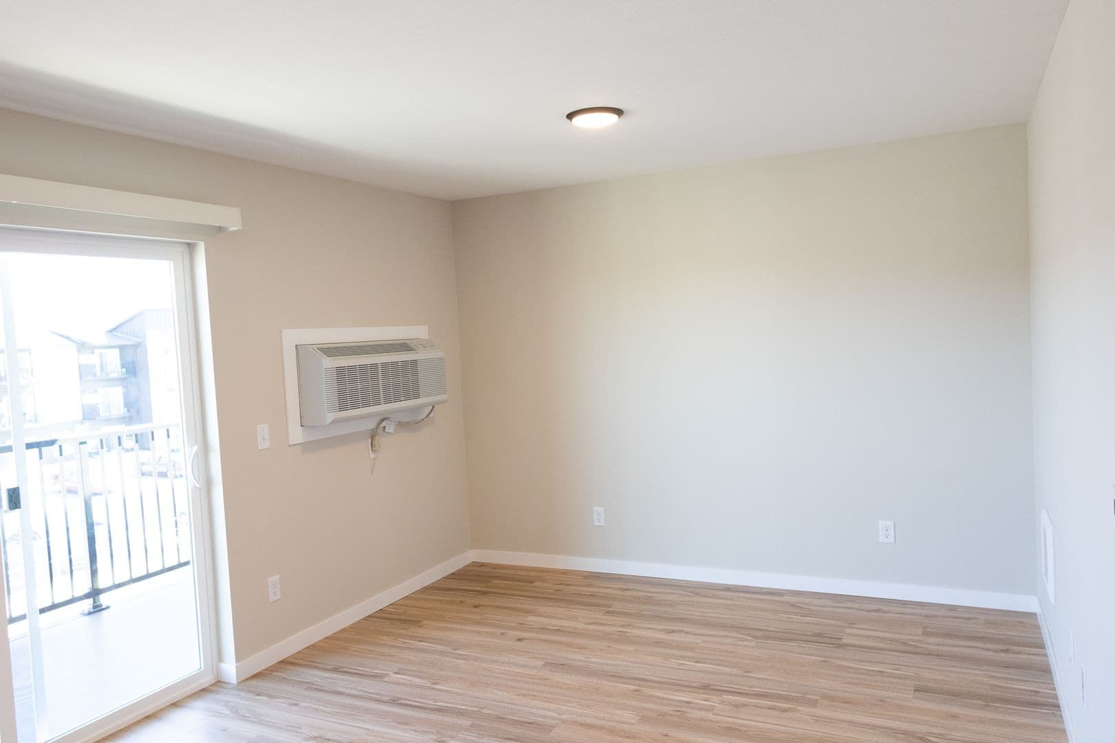 Faribault Apartment: 1750 Willow St