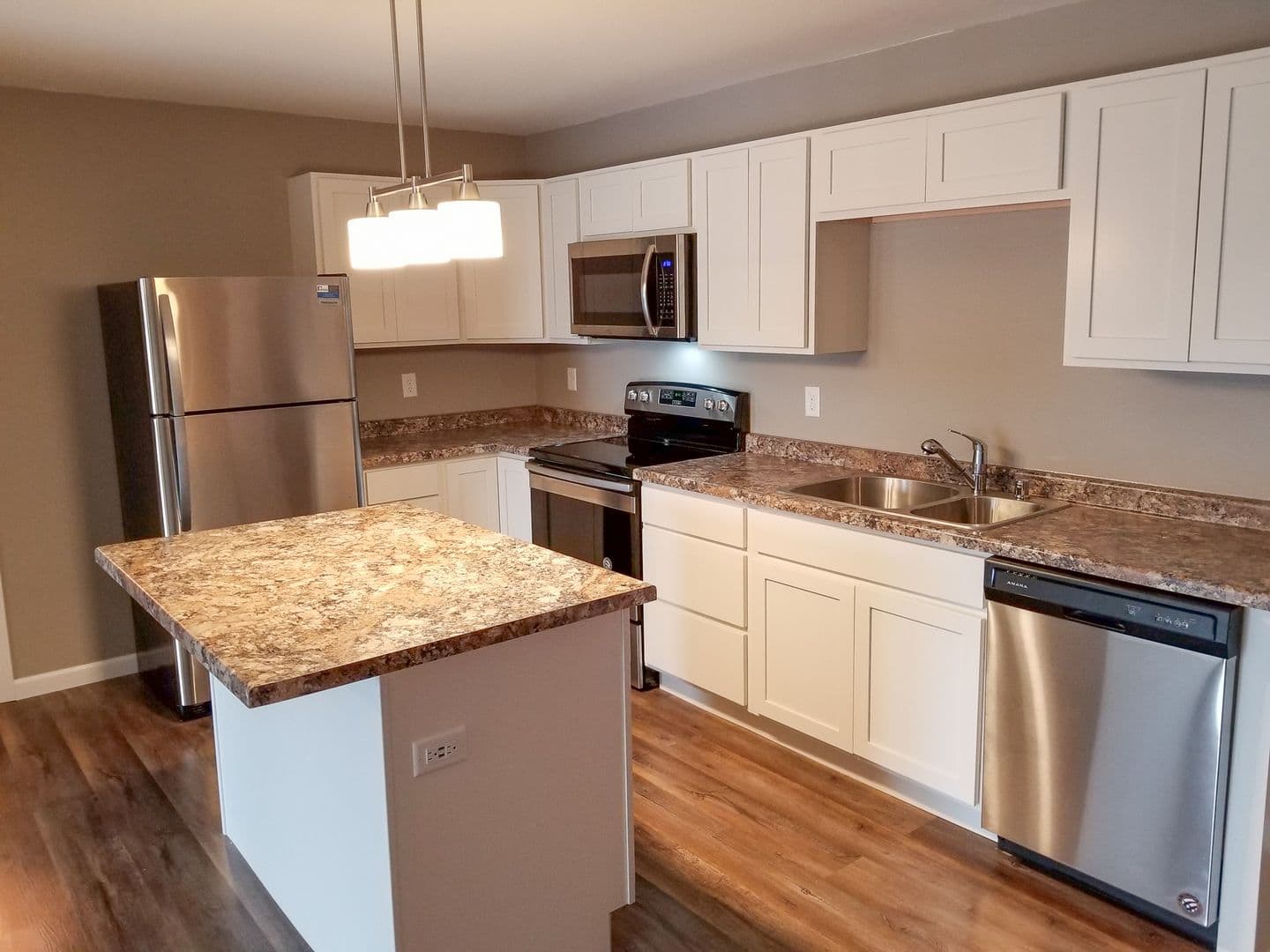 Marshall Apartment: 231 Legion Field Road