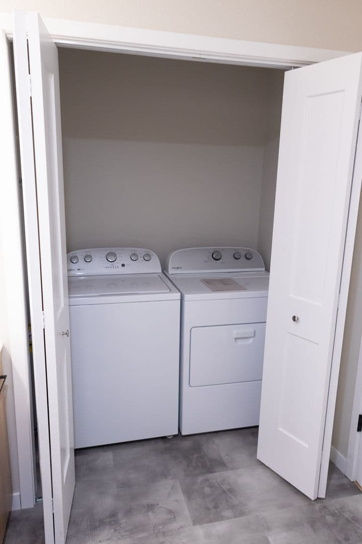 Faribault Apartment: 1750 Willow St