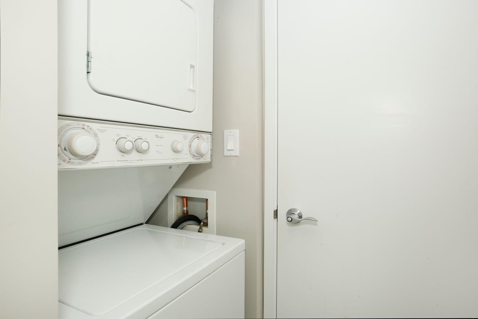 Honolulu Condo: 1009 Kapiolani Blvd #2701