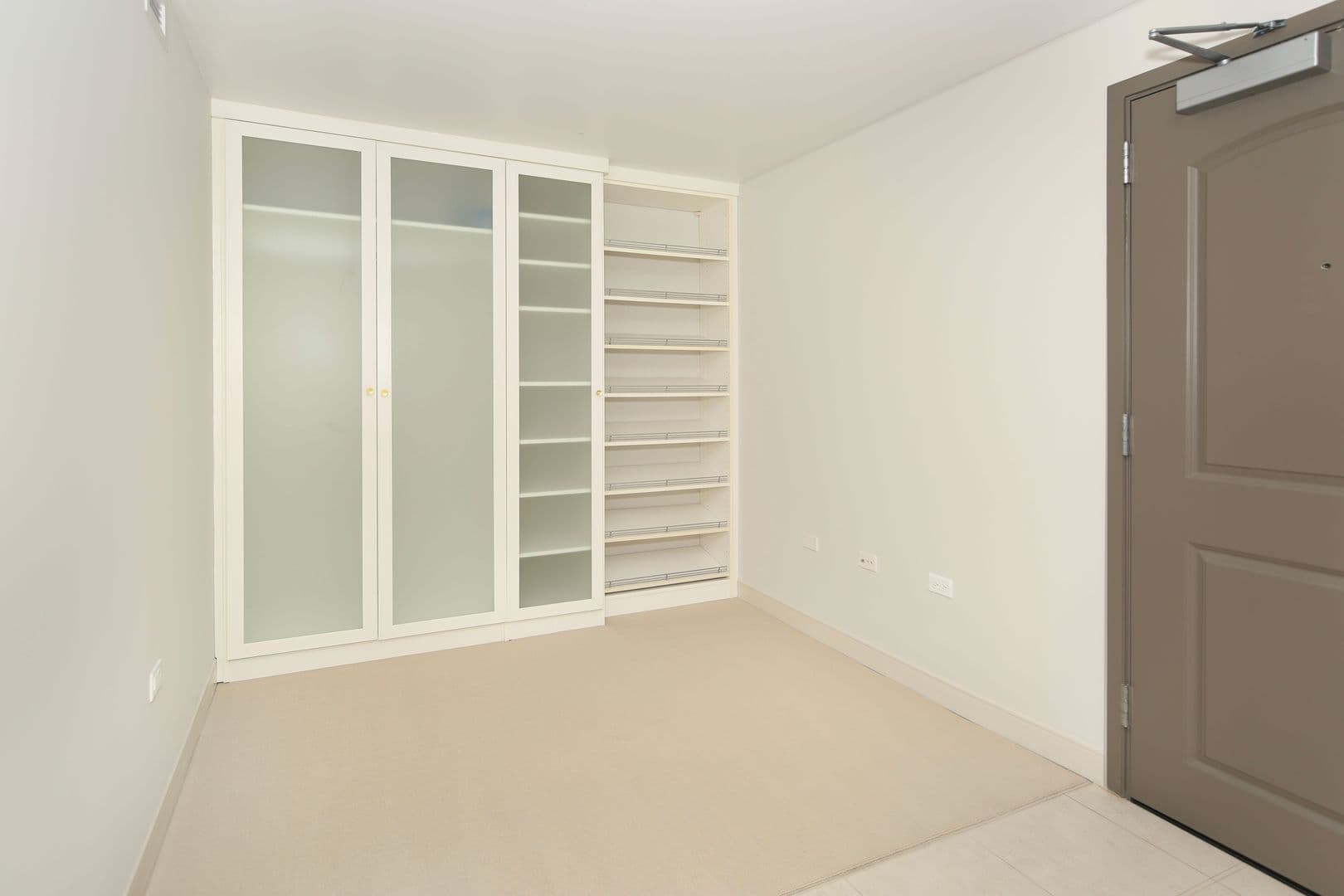Honolulu Condo: 1009 Kapiolani Blvd #3104