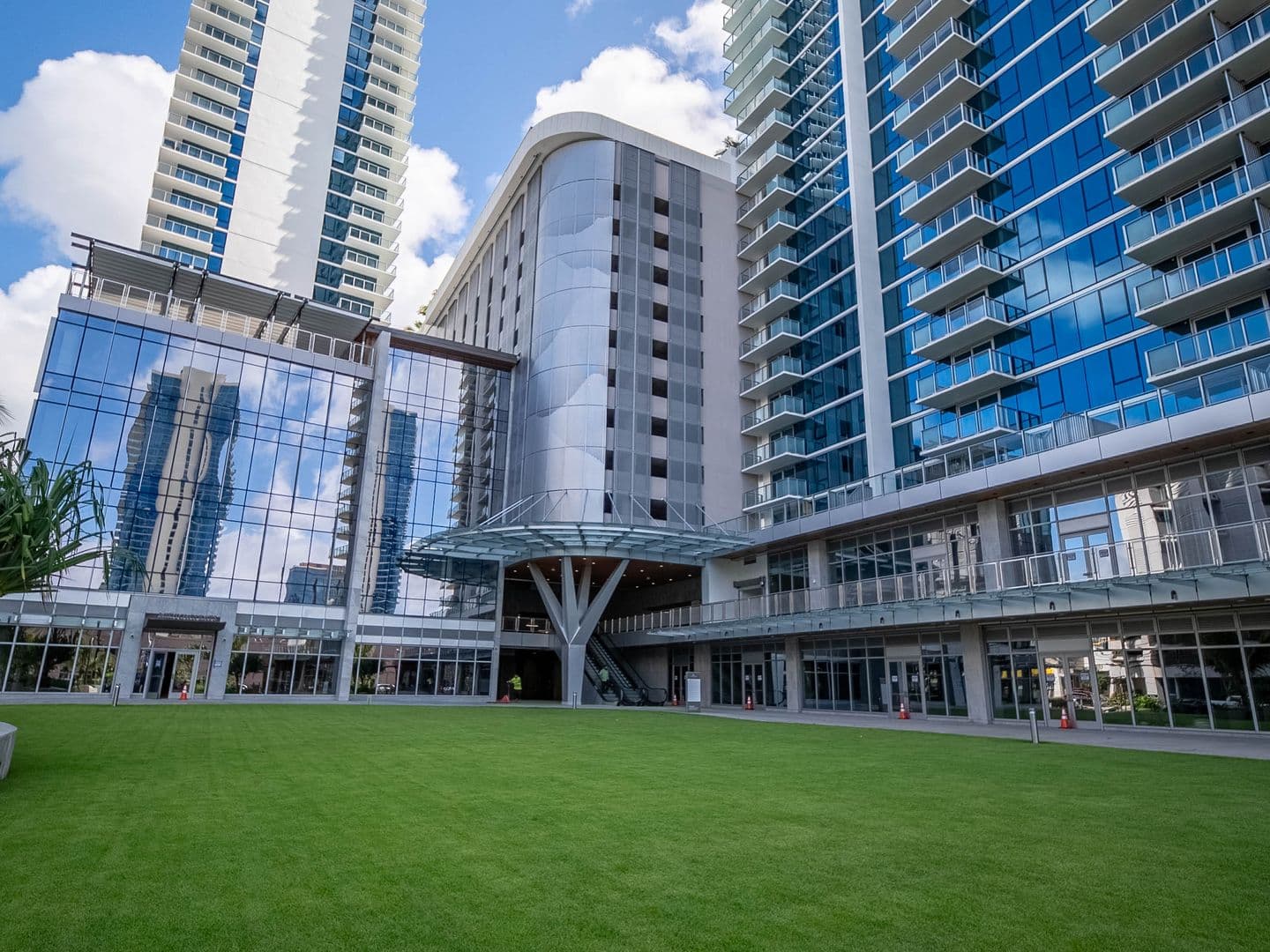 Honolulu Condo: 1515 Liona Street Unit #2718