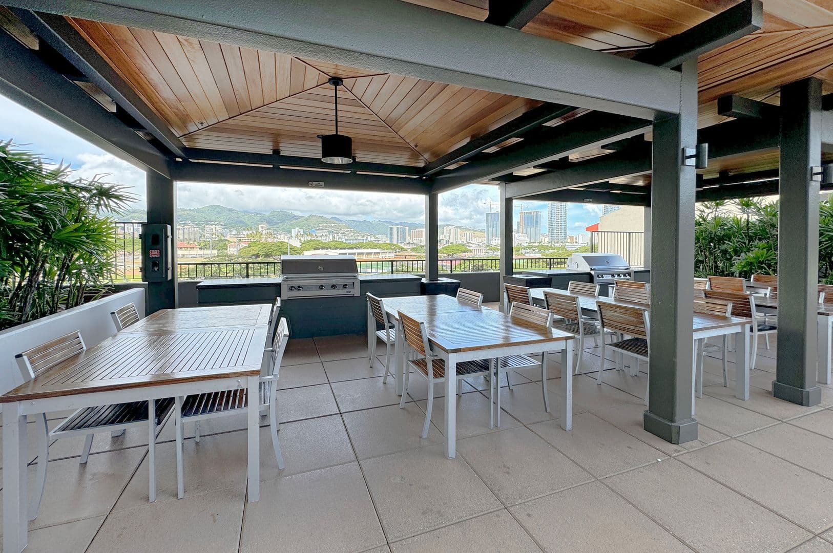 Honolulu Condo: 1009 Kapiolani Blvd #3104