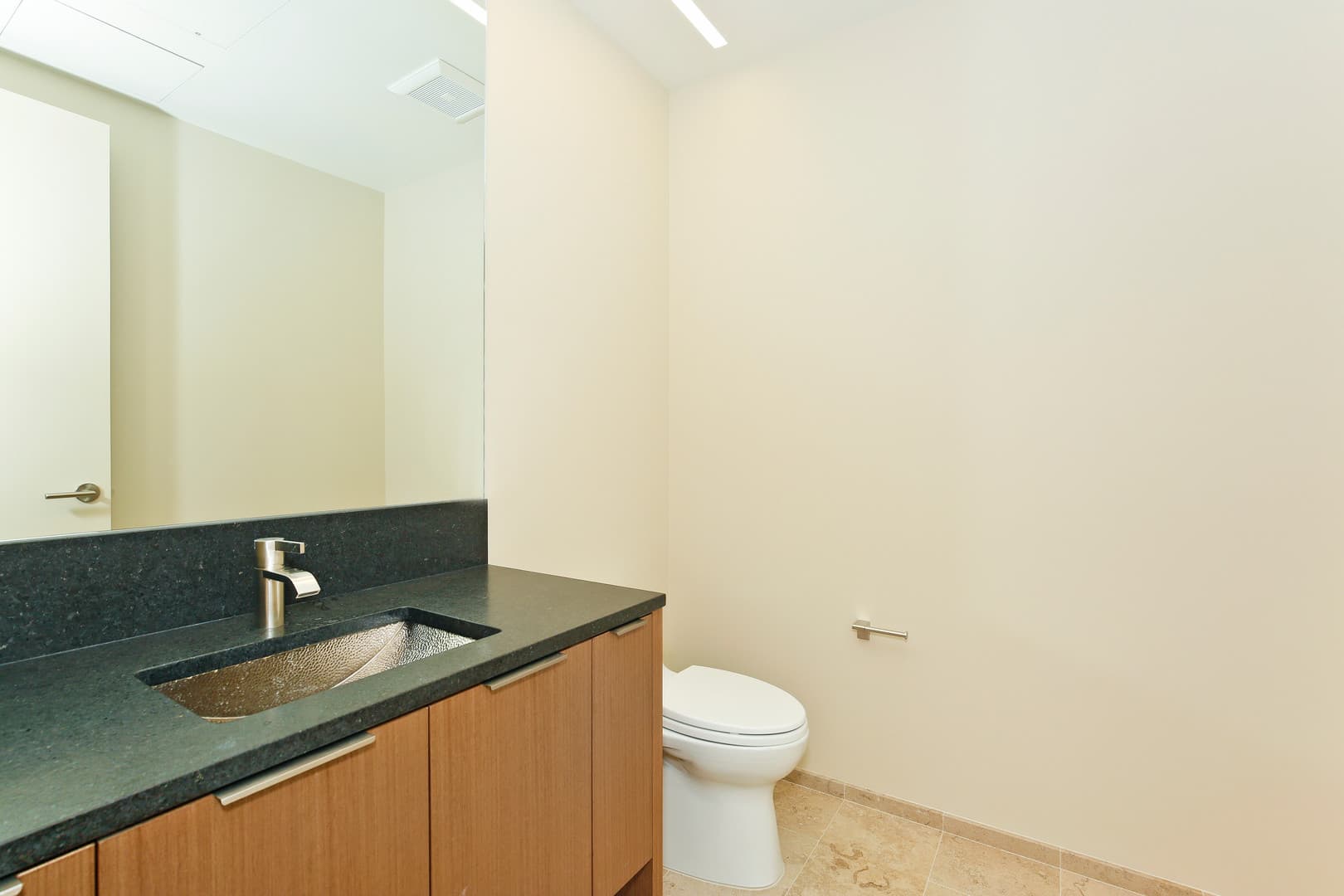 Honolulu Condo: 1388 Ala Moana Blvd.