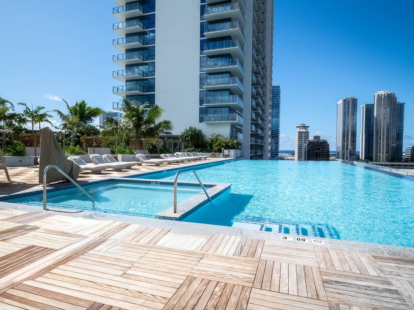 Honolulu Condo: 1515 Liona Street Unit #2718