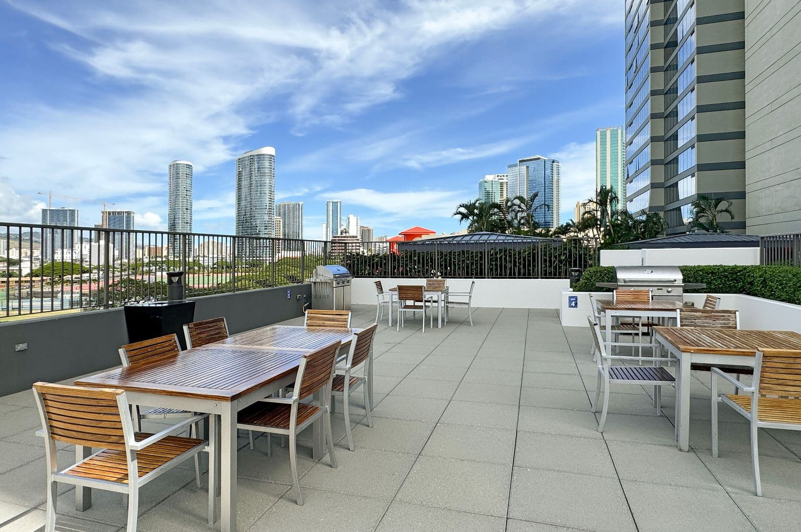 Honolulu Condo: 1009 Kapiolani Blvd #3104