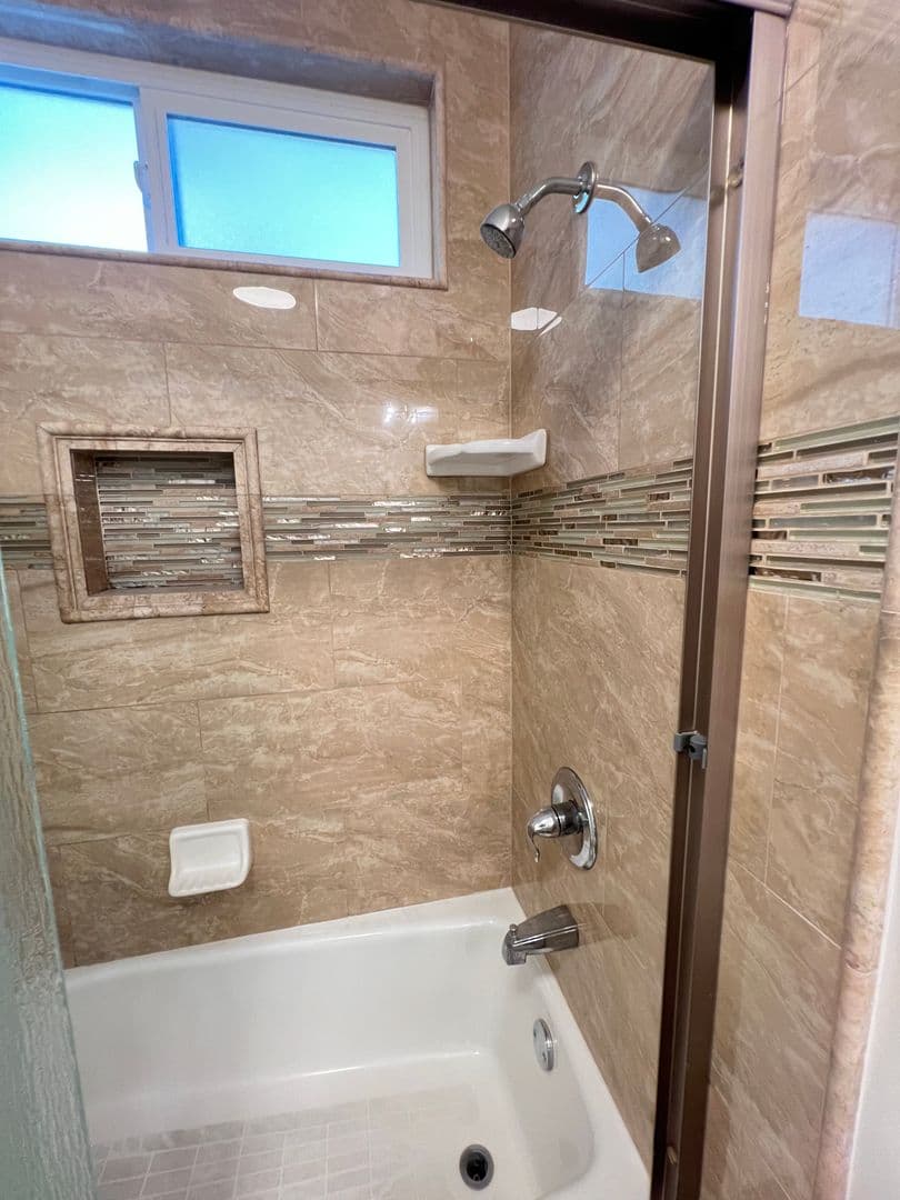San Pedro Apartment: 777 West 14th Street