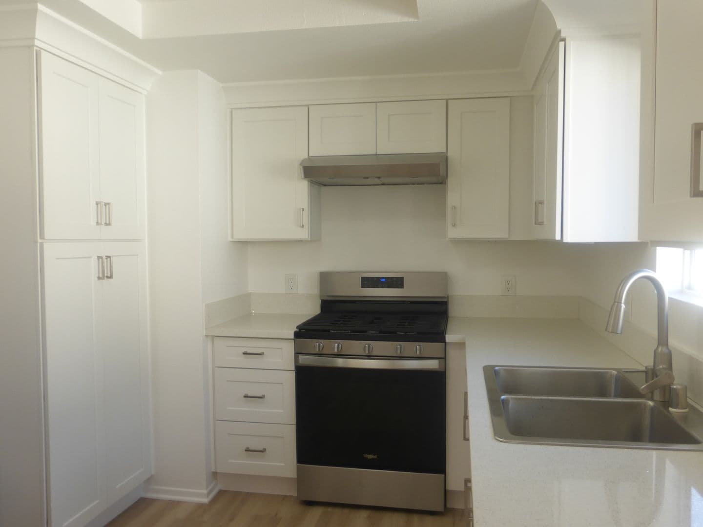 San Pedro Apartment: 673 W 20th Street