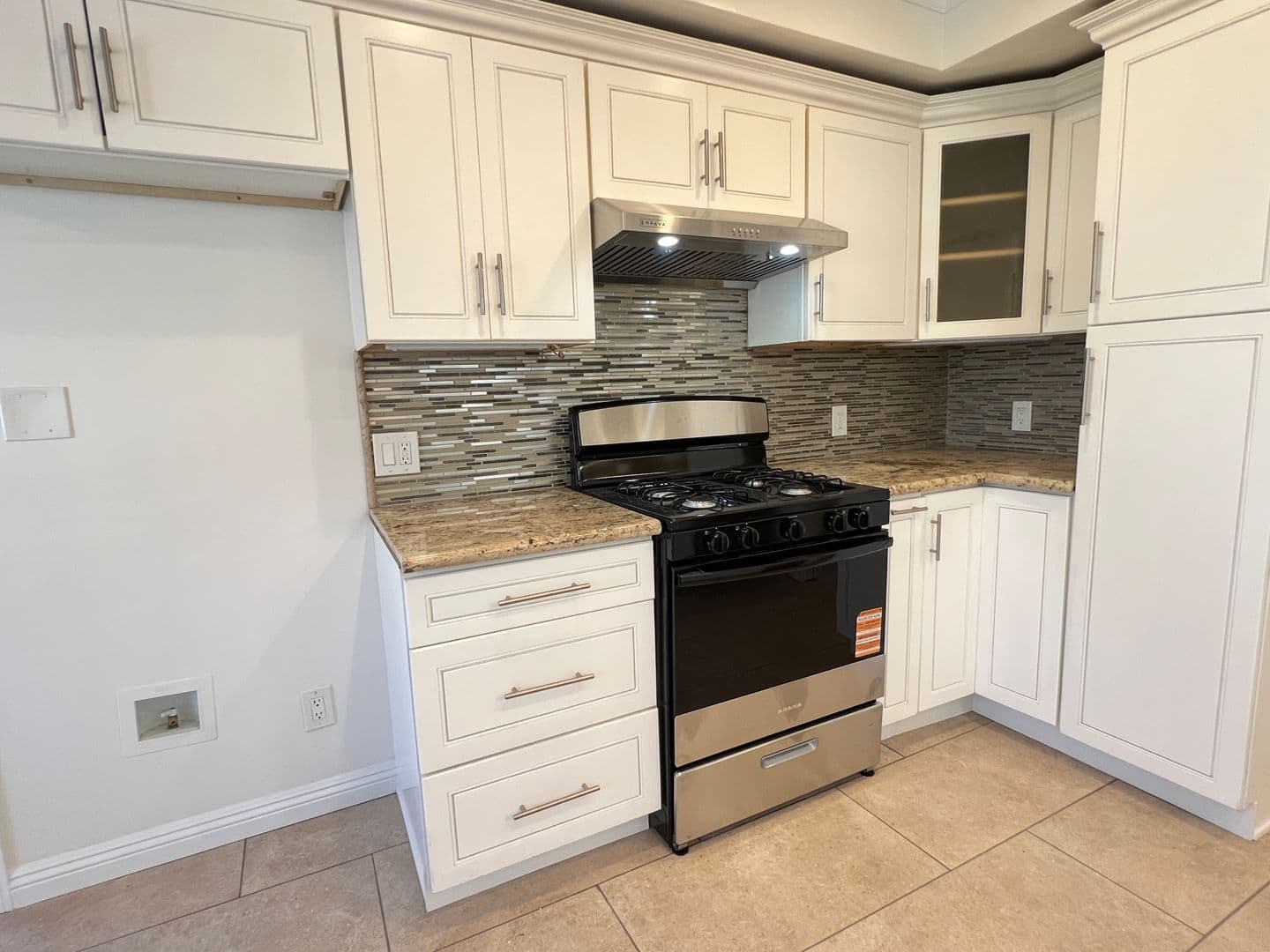 San Pedro Apartment: 777 West 14th Street