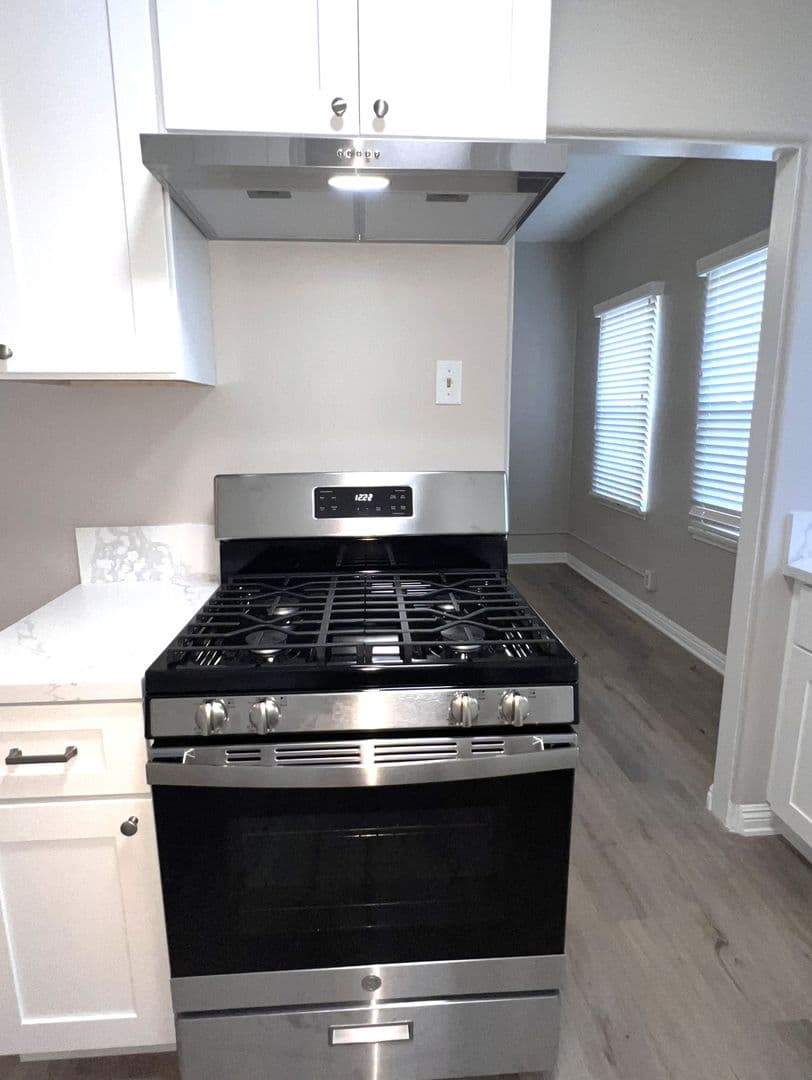 San Pedro Apartment: 1201-1207 S. Patton Avenue