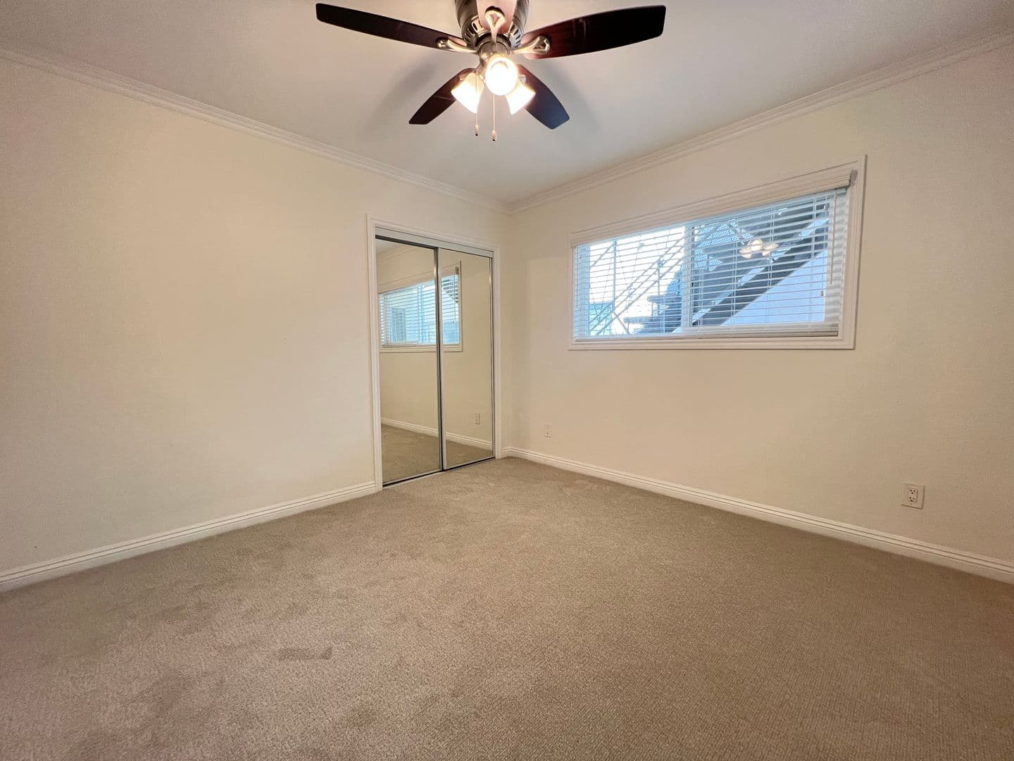 San Pedro Apartment: 777 West 14th Street