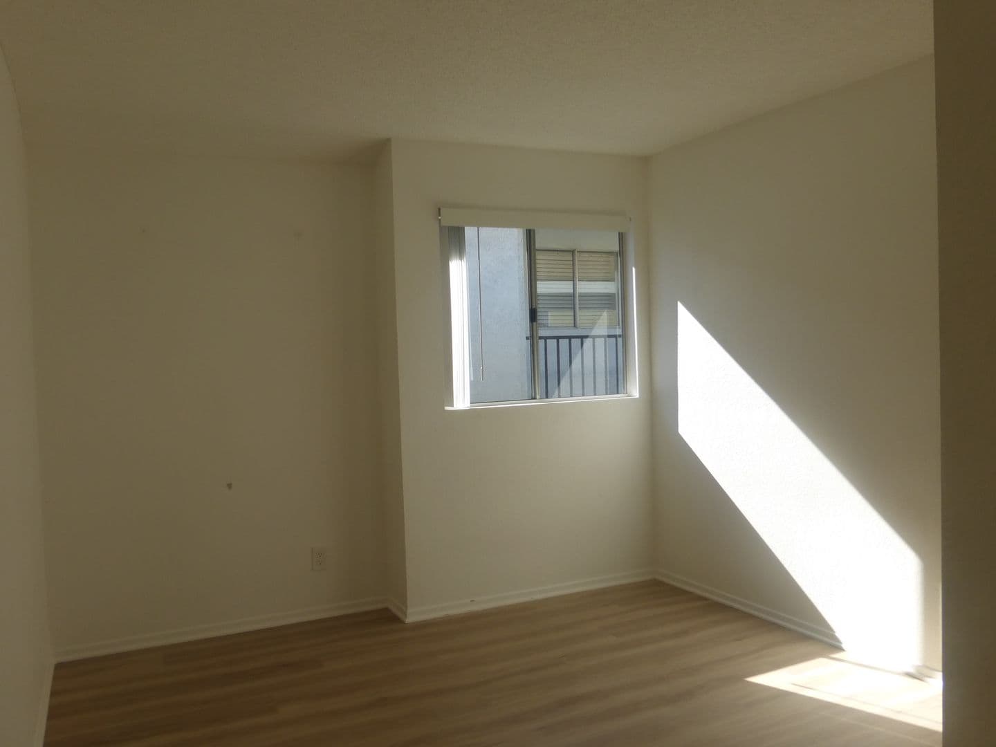 San Pedro Apartment: 673 W 20th Street