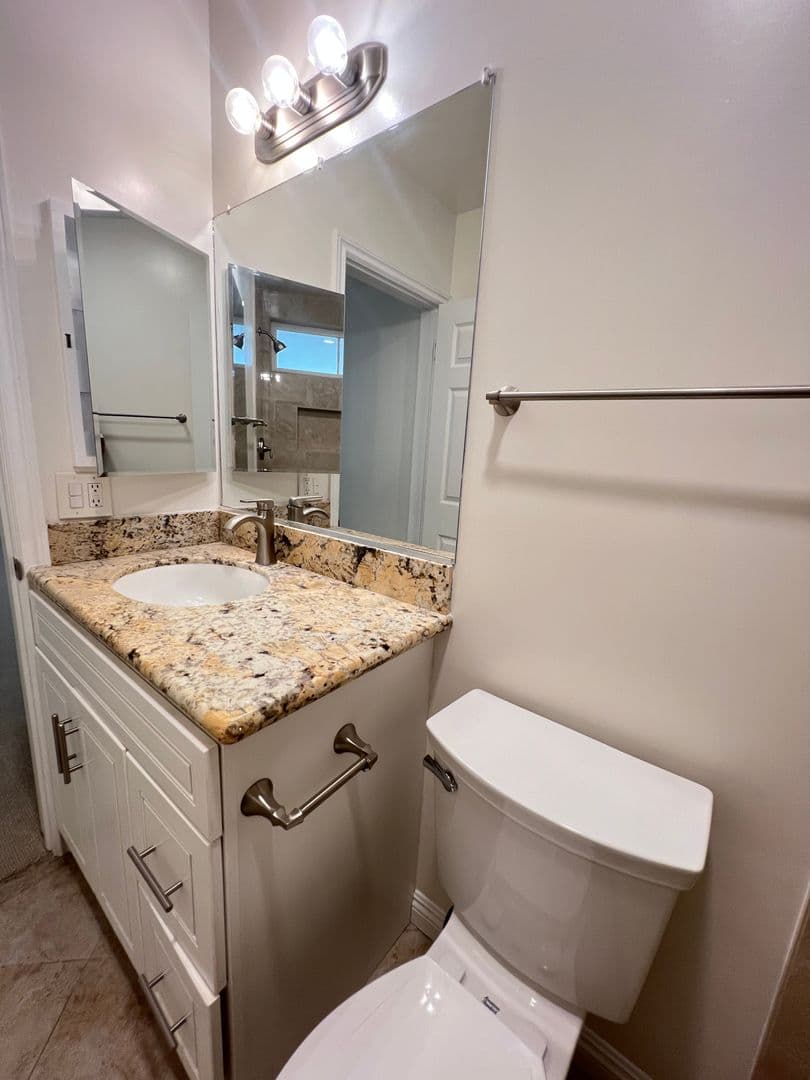 San Pedro Apartment: 777 West 14th Street