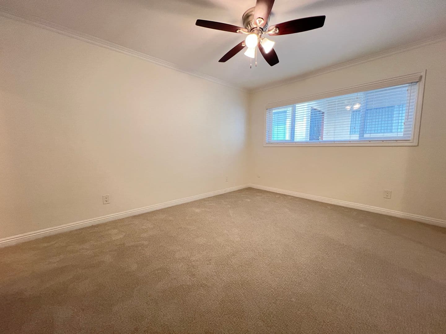 San Pedro Apartment: 777 West 14th Street